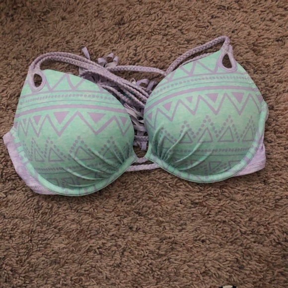 Victoria’s Secret bathing suit - Picture 1 of 2